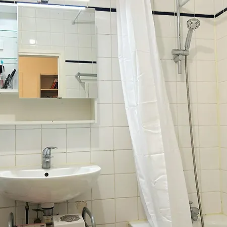 2 Sunny Paris Close To Metro